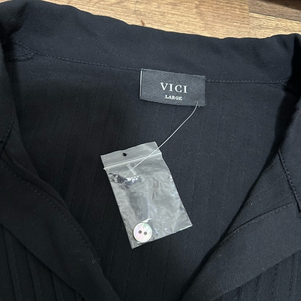 VICI Classic Black Button-Down Shirt - Picture 2 of 5
